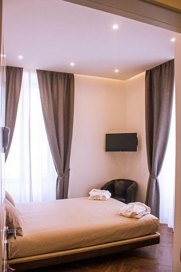 Agora' Dei Mille Bed and Breakfast Napoli Eksteriør billede